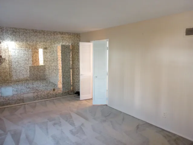 $2,000 | 29228 Marshall Street, Southfield, MI 48076