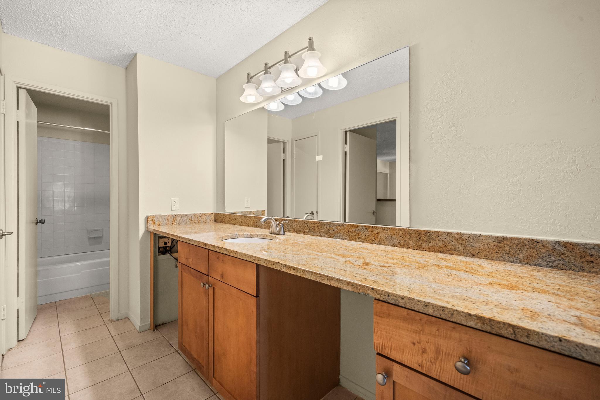 75 South Reynolds Street, Unit 413 Alexandria, VA 22304 - Photo 15 of 21