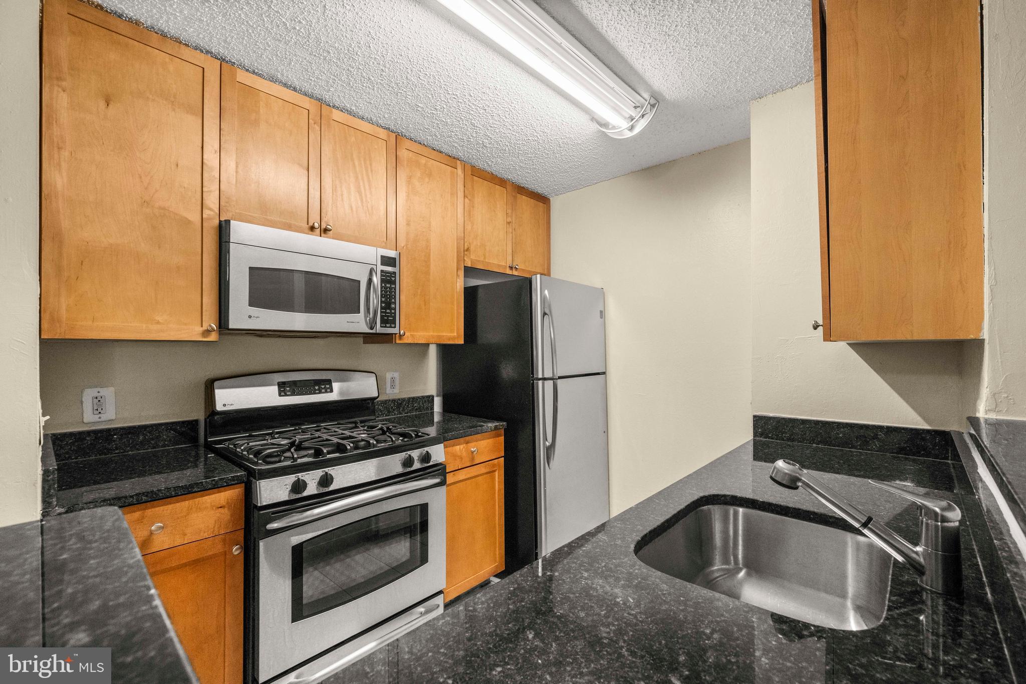 75 South Reynolds Street, Unit 413 Alexandria, VA 22304 - Photo 5 of 21