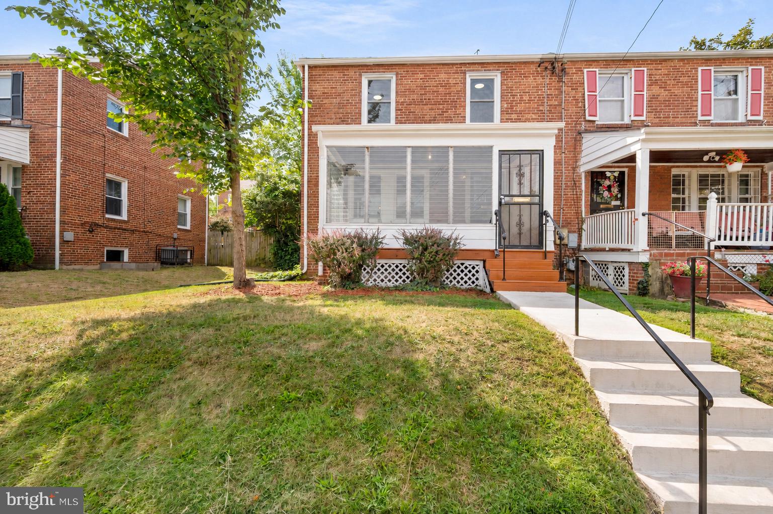 1903 R Street Southeast Washington, DC 20020 - Photo 3 of 31 Gallery Image 3