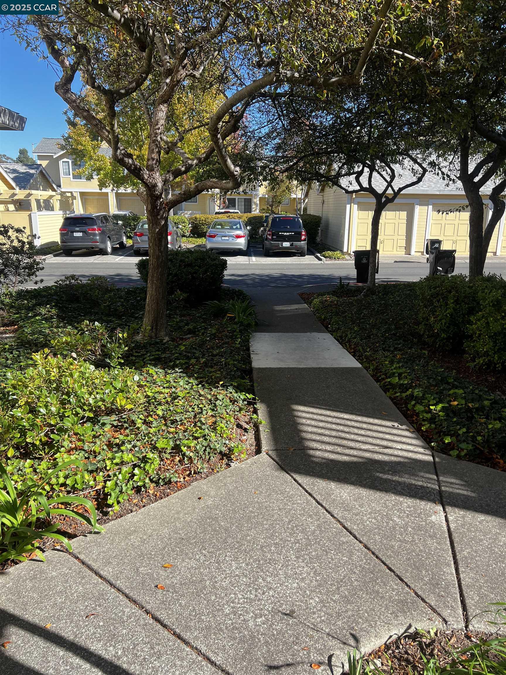 309 Devonwood Hercules, CA 94547 - Photo 3 of 26