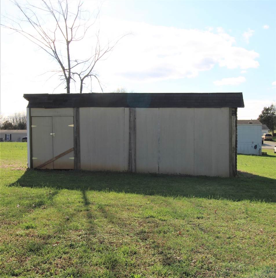 211 Bluebird Road Smiths Grove, KY 42171 - Photo 16 of 16 Gallery Image 16
