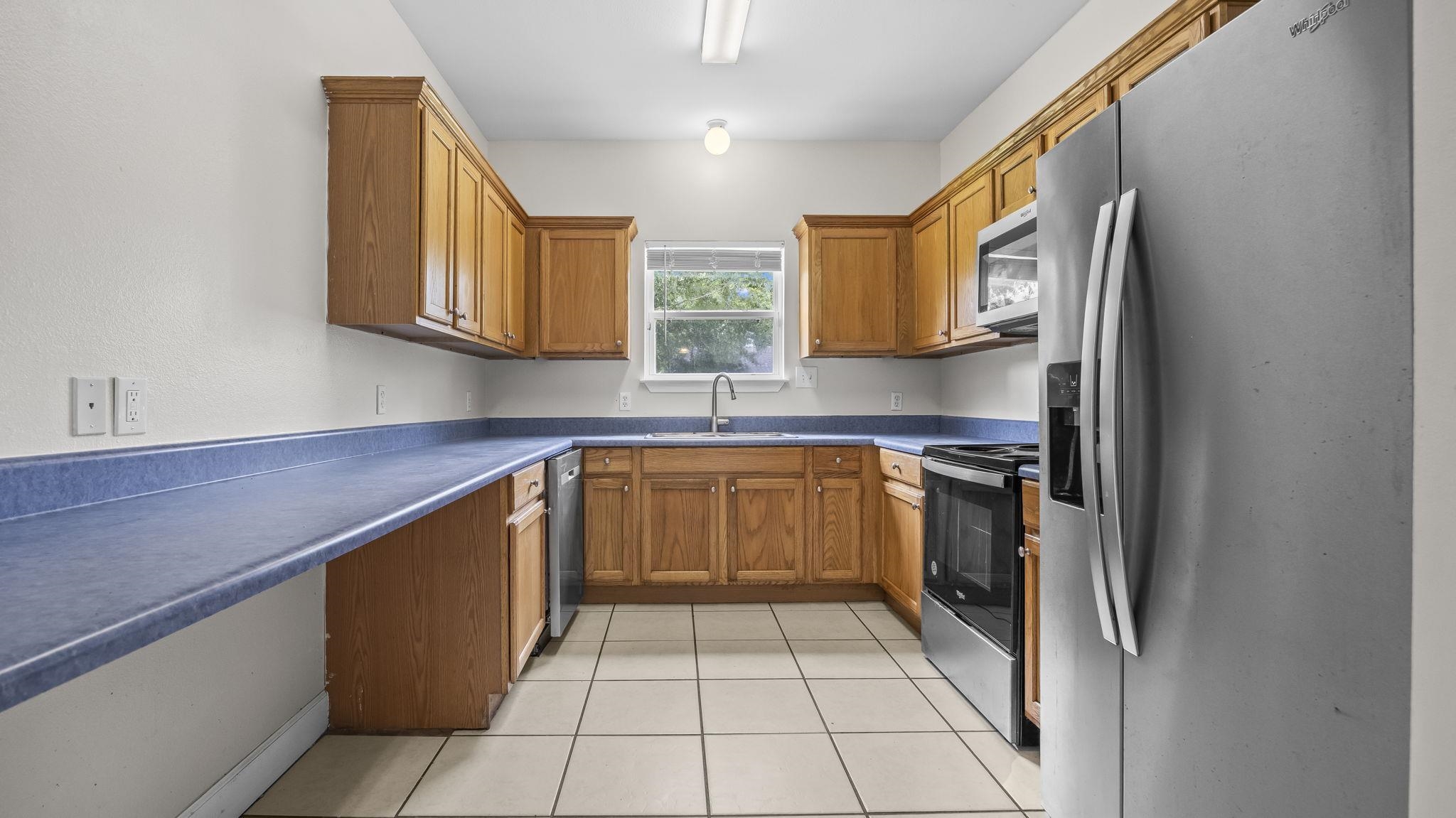 603 South Cedar Street Foley, AL 36535 - Photo 6 of 53 Kitchen