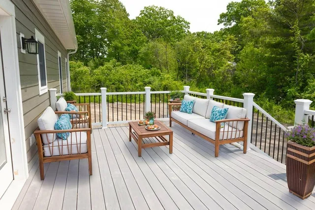 $539,900 | 103 Diamond Point Lane, New Buffalo, MI 49117