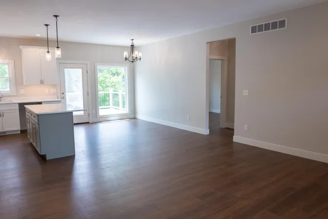 $539,900 | 103 Diamond Point Lane, New Buffalo, MI 49117