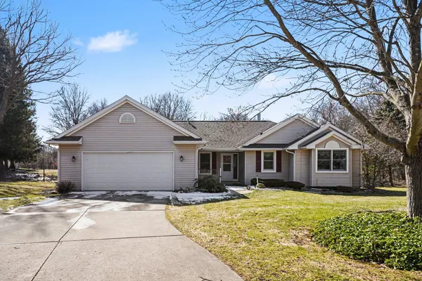 $350,000 | 8135 Robinbrook Street, Richland, MI 49083