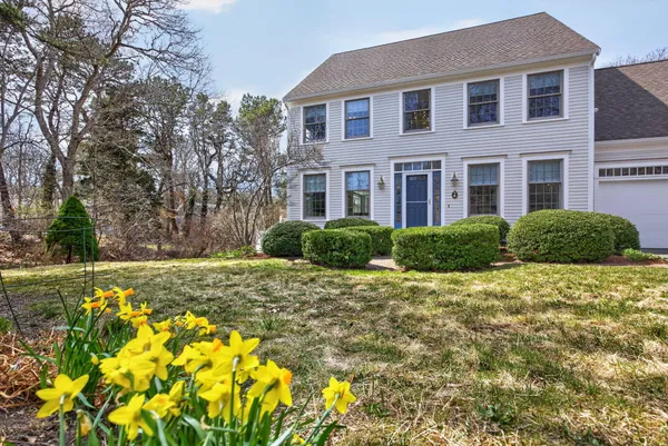 $1,725,000 | 9 Beachway, East Sandwich, MA 02537