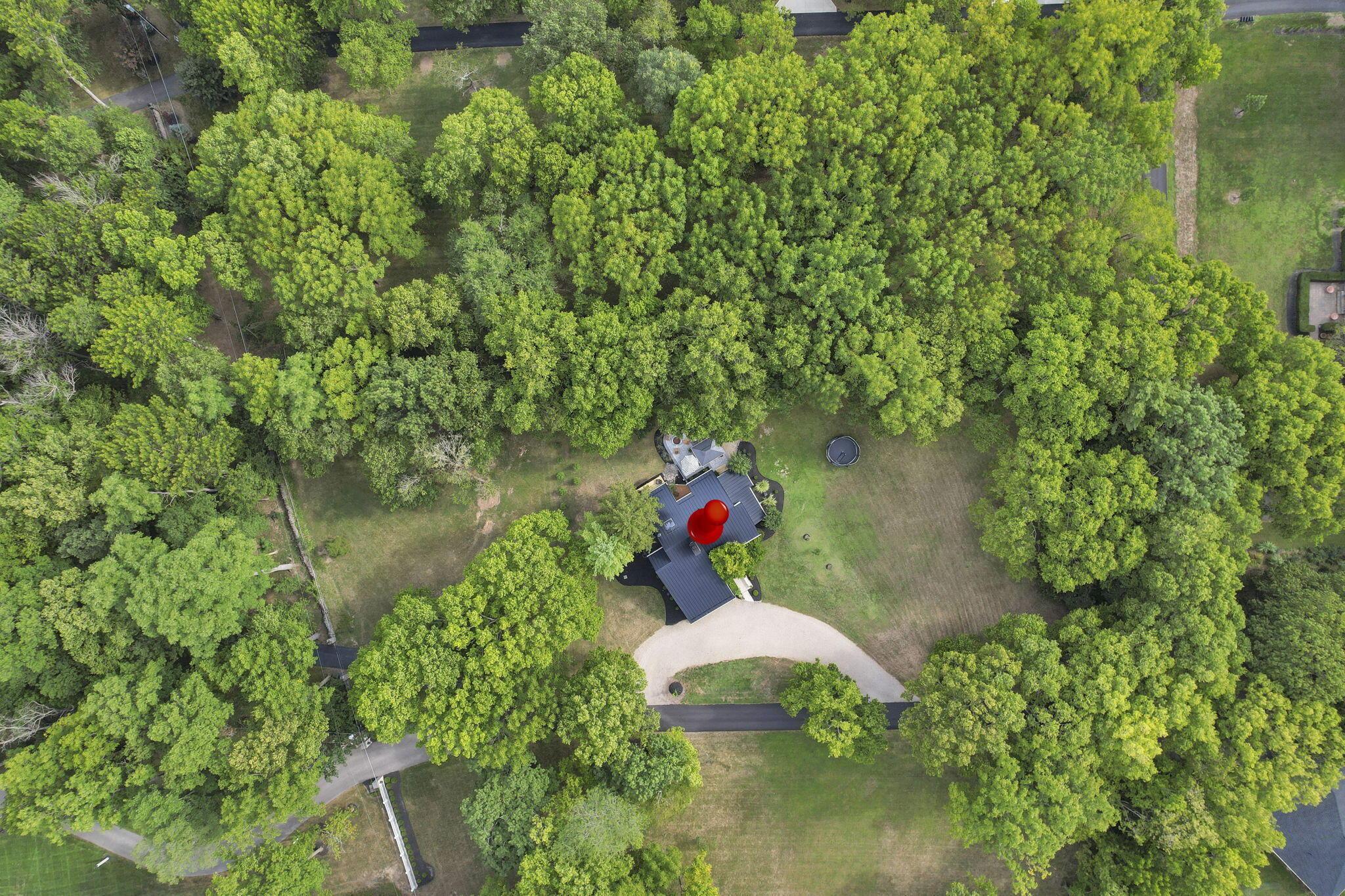 4390 Dublin Road Columbus, OH 43221 - Photo 78 of 83 Drone aerial view of house location.
