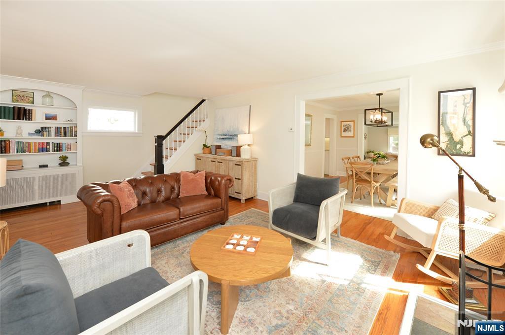 570 Shelton Road Ridgewood, NJ 07450 - Photo 4 of 26 a living room with furniture and view of kitchen