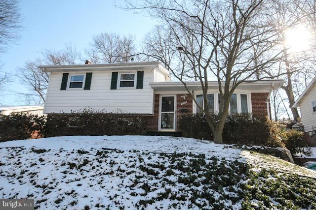 835 Loxford Terrace Silver Spring, MD 20901 - Photo 1 of 30 Exterior (Front)