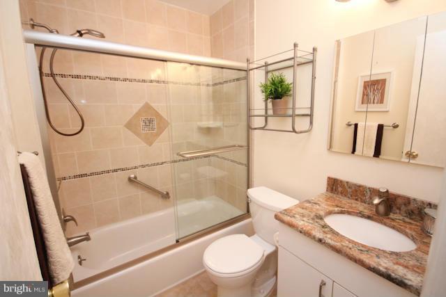 835 Loxford Terrace Silver Spring, MD 20901 - Photo 22 of 30 Bath #2