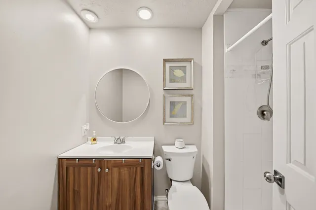 $2,000 | 2205 Hilton Head Drive, Missouri City, TX 77459