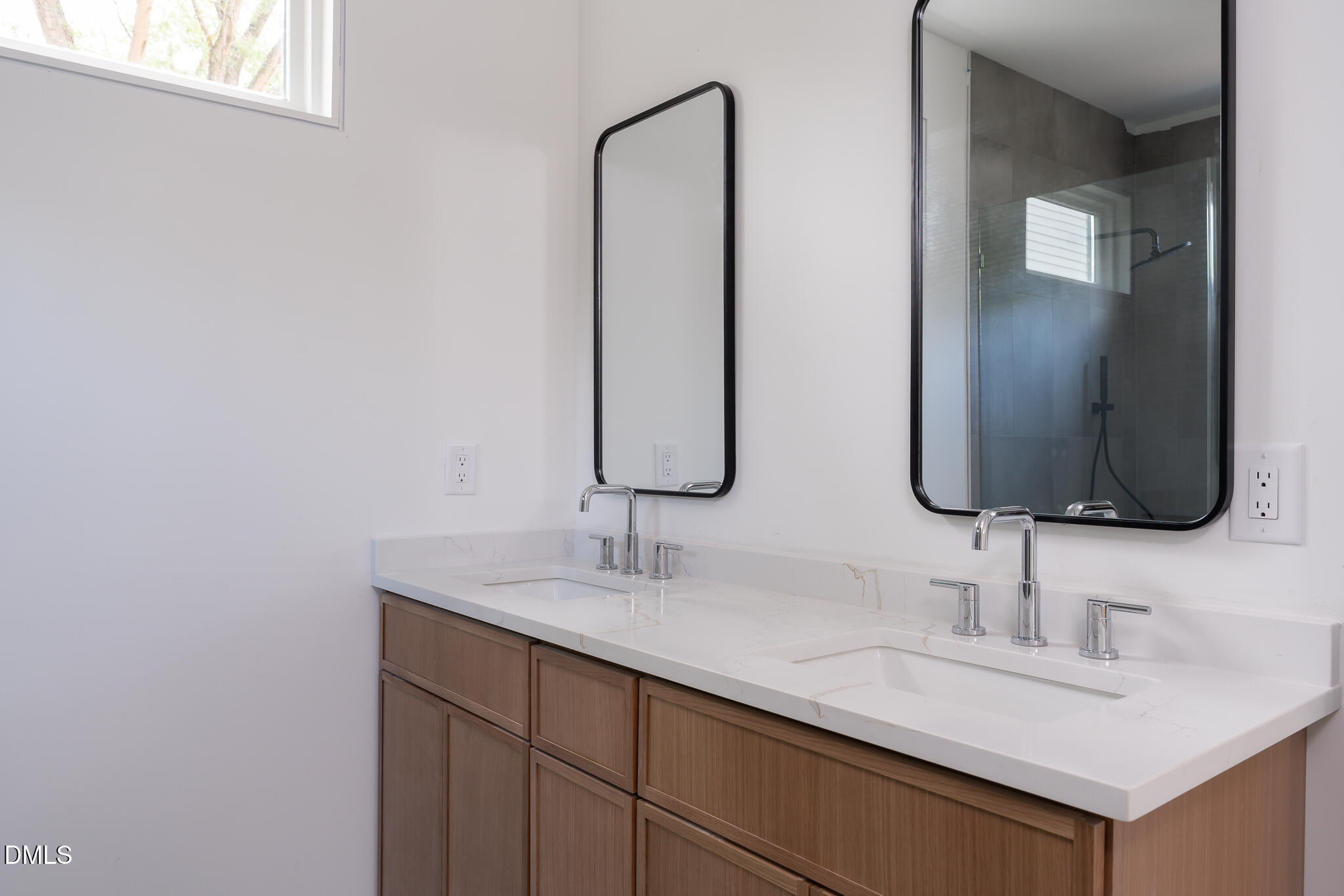 301.5 Bickett Boulevard Raleigh, NC 27608 - Photo 20 of 35
