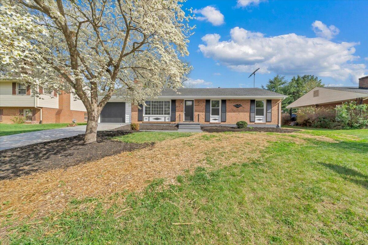 5316 Twilight Road Roanoke, VA 24019 - Photo 2 of 61 59-MIB07266