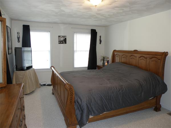 112 Charant Road Lowell, MA 01854 - Photo 16 of 29 Gallery Image 16