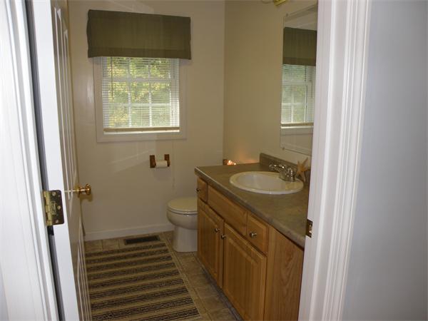 112 Charant Road Lowell, MA 01854 - Photo 26 of 29 Gallery Image 26