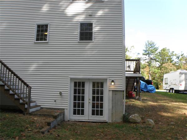 112 Charant Road Lowell, MA 01854 - Photo 6 of 29 Gallery Image 6