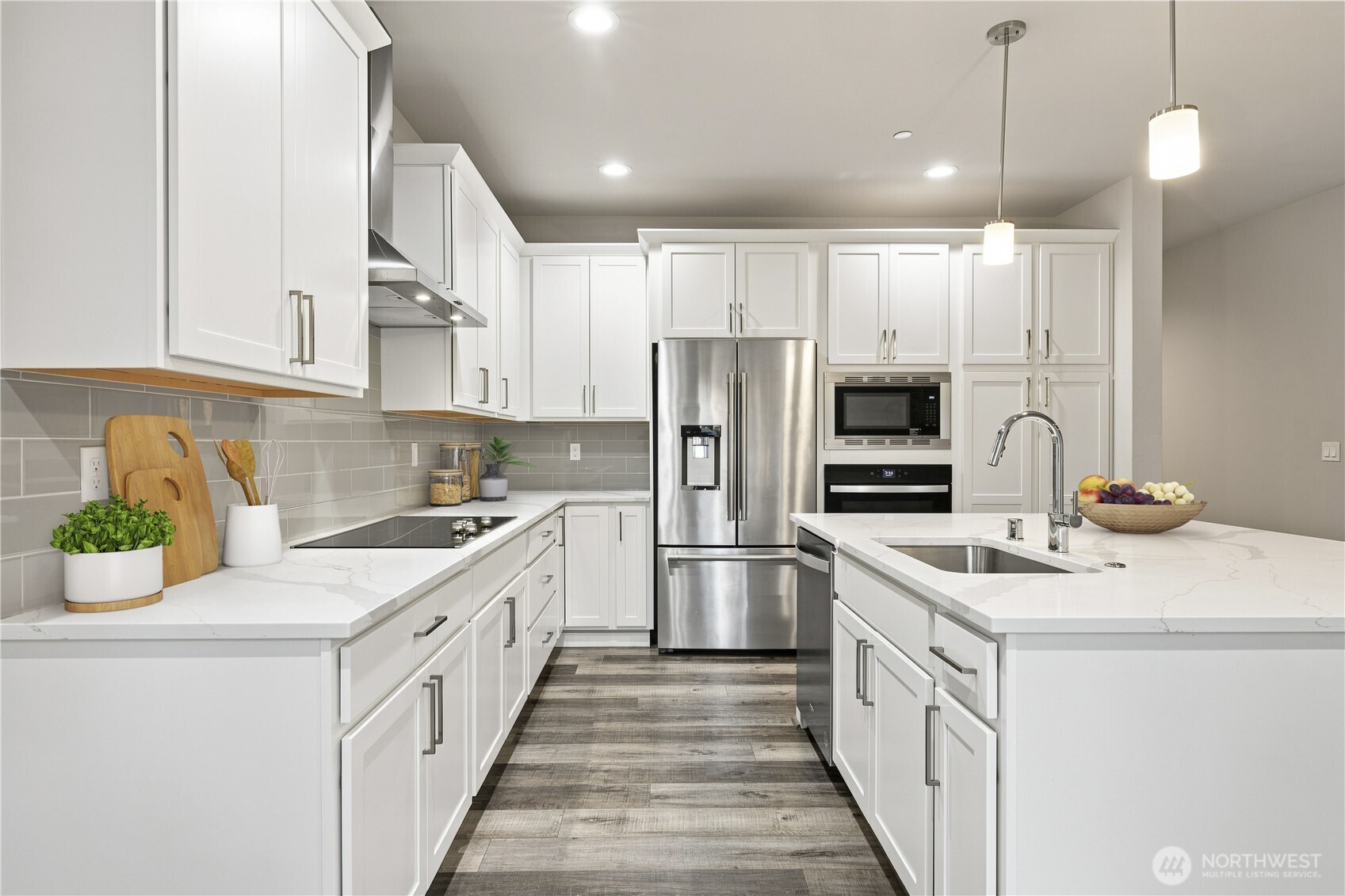 429 Logan Road, Unit 2 Lynnwood, WA 98036 - Photo 6 of 35 Gallery Image 6