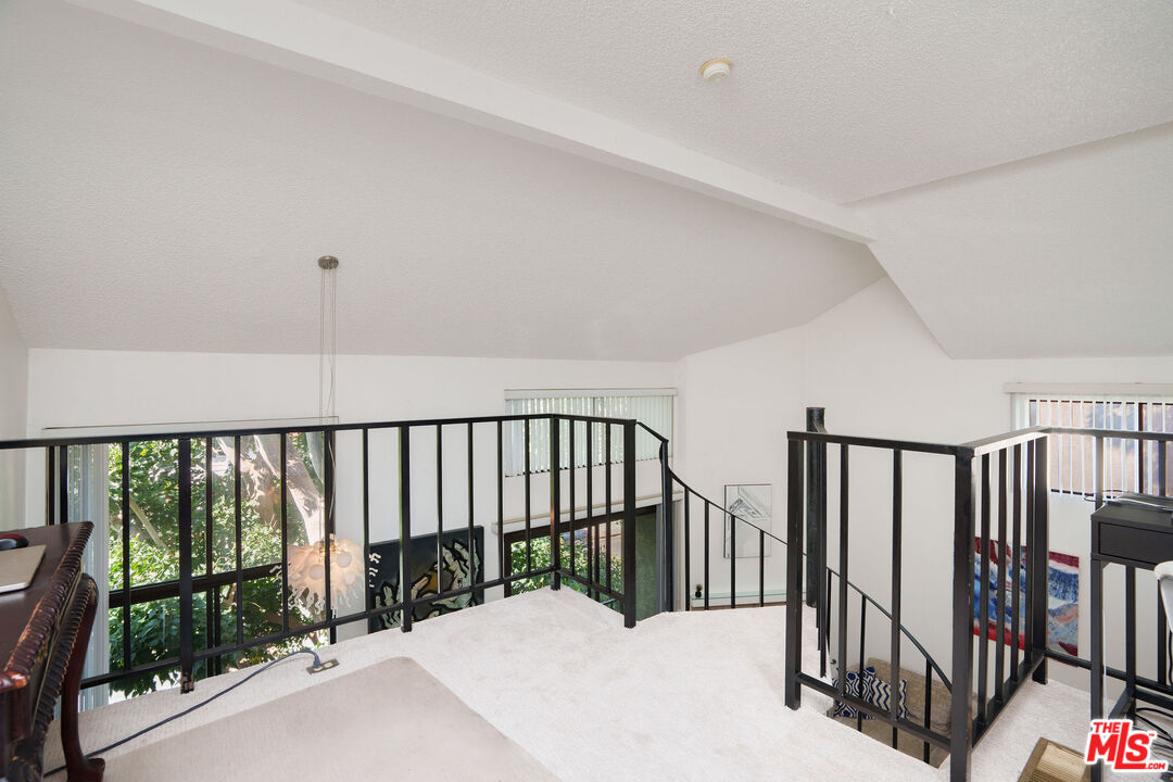 8114 Manitoba Street, Unit 208 Playa del Rey, CA 90293 - Photo 16 of 27 a view of a balcony