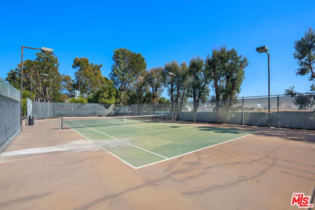 8114 Manitoba Street, Unit 208 Playa del Rey, CA 90293 - Photo 23 of 27 a view of a tennis court