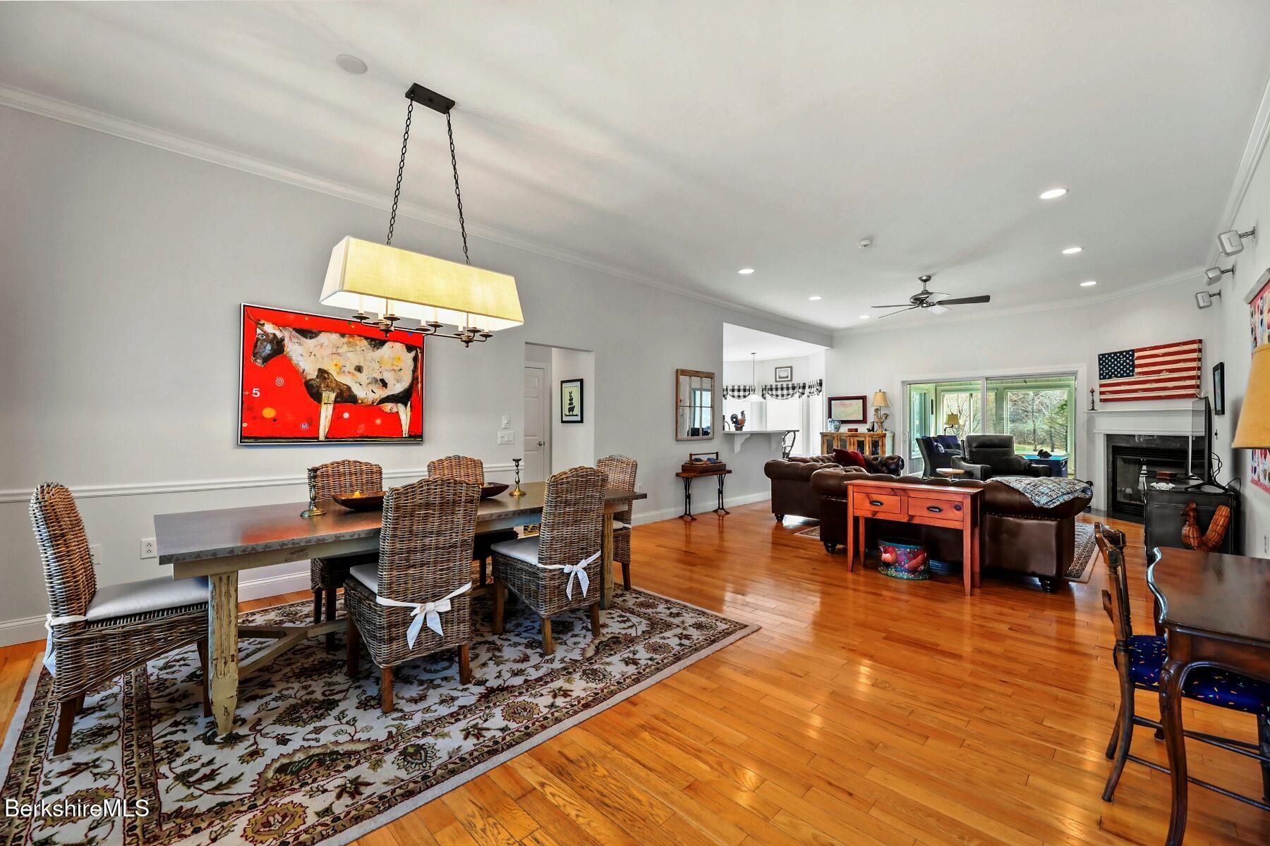 124 Red Barn Road Dalton, MA 01226 - Photo 4 of 47 Foyer