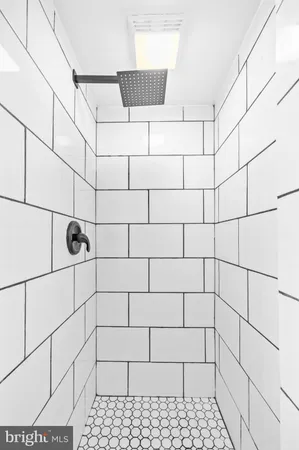 $6,500 | 2420 I Street Northwest, Washington, DC 20037