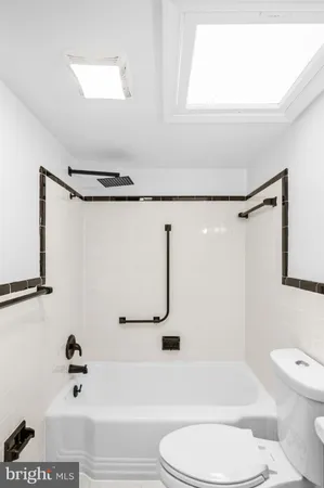 $6,500 | 2420 I Street Northwest, Washington, DC 20037