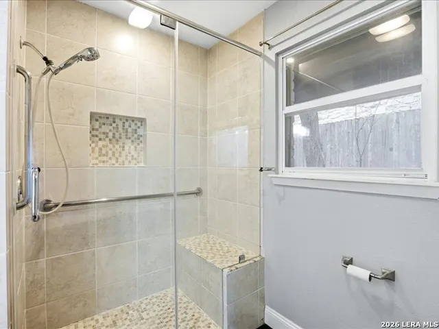 $2,150 | 619 Patricia, San Antonio, TX 78216