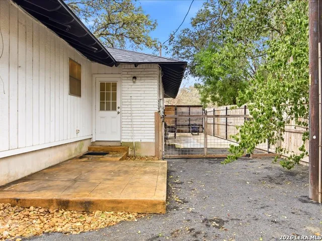 $2,150 | 619 Patricia, San Antonio, TX 78216