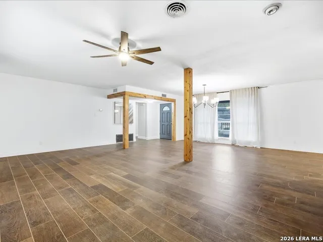 $2,150 | 619 Patricia, San Antonio, TX 78216