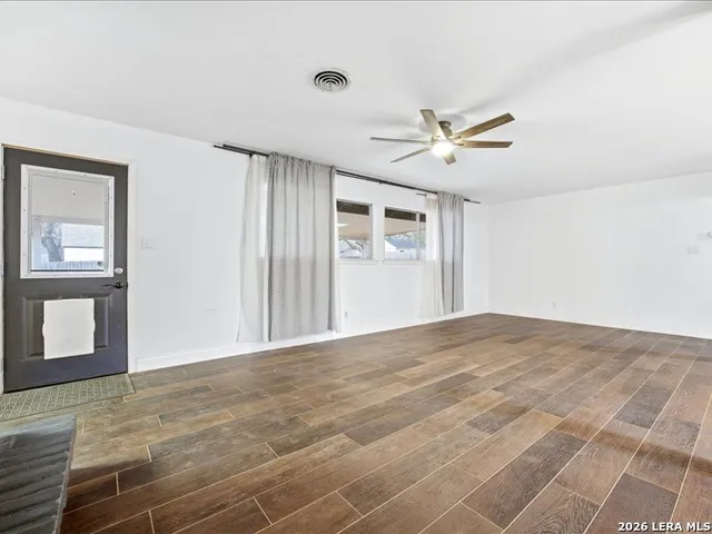 $2,150 | 619 Patricia, San Antonio, TX 78216