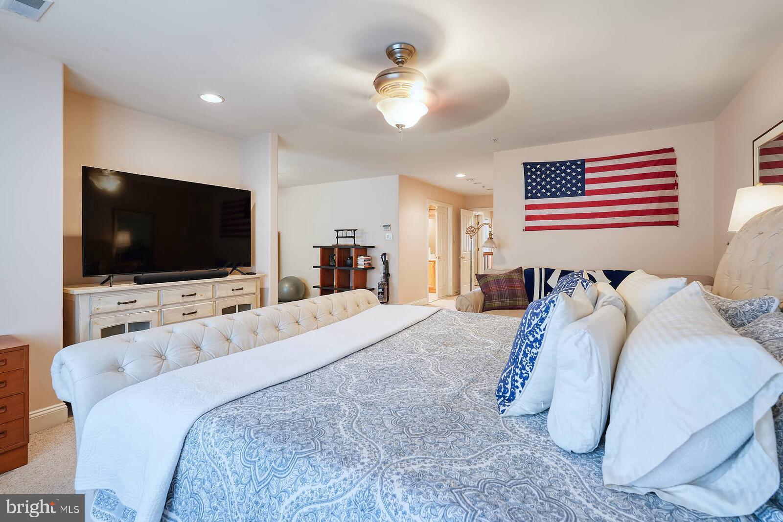 8733 Boulder Ridge Road Laurel, MD 20723 - Photo 20 of 42 Master Bed Room