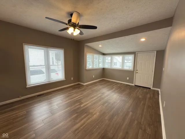 $1,200 | 603 North Columbia Street, Brazil, IN 47834