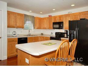 346 Justice Ridge Road Candler, NC 28715 - Photo 4 of 11 Gallery Image 4