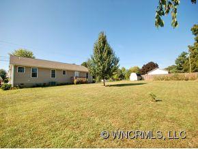 346 Justice Ridge Road Candler, NC 28715 - Photo 9 of 11 Gallery Image 9