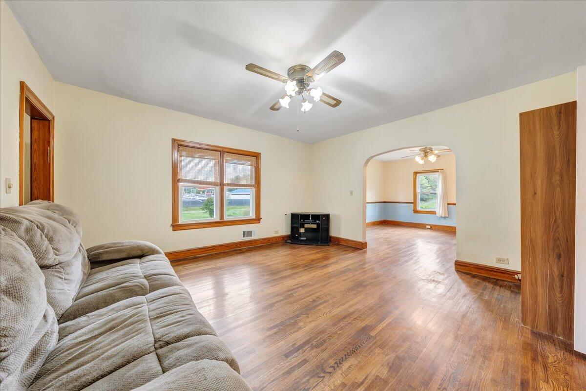 5265 Blue Ridge Boulevard Blue Ridge, VA 24064 - Photo 11 of 40 a living room with furniture and a wooden floor