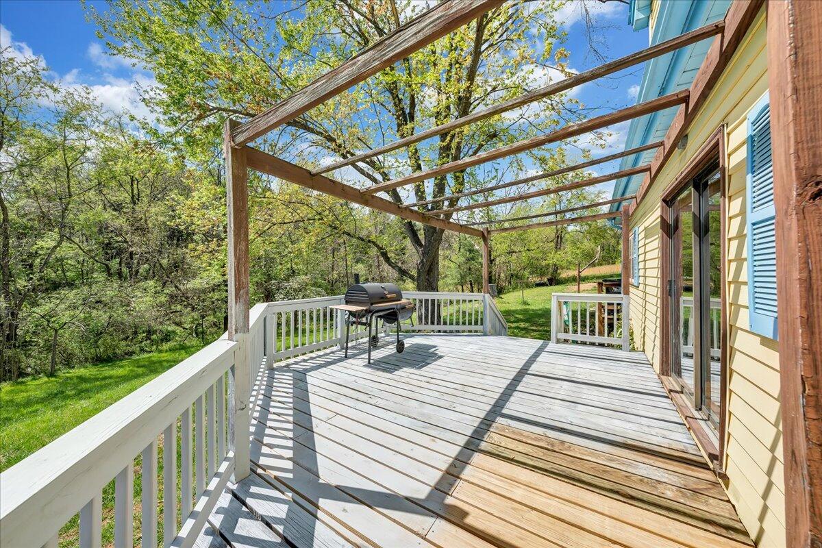 5265 Blue Ridge Boulevard Blue Ridge, VA 24064 - Photo 32 of 40 a view of a balcony with chairs