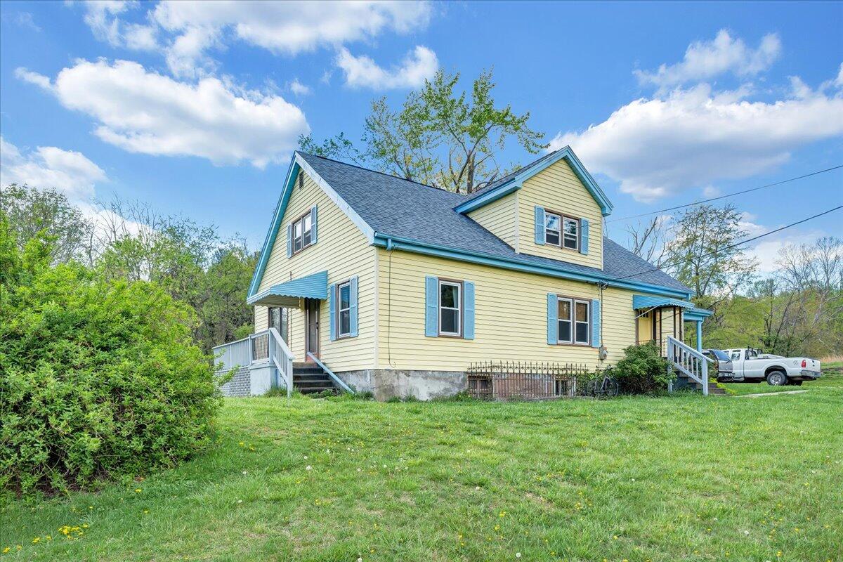 5265 Blue Ridge Boulevard Blue Ridge, VA 24064 - Photo 40 of 40 a front view of house with yard and green space