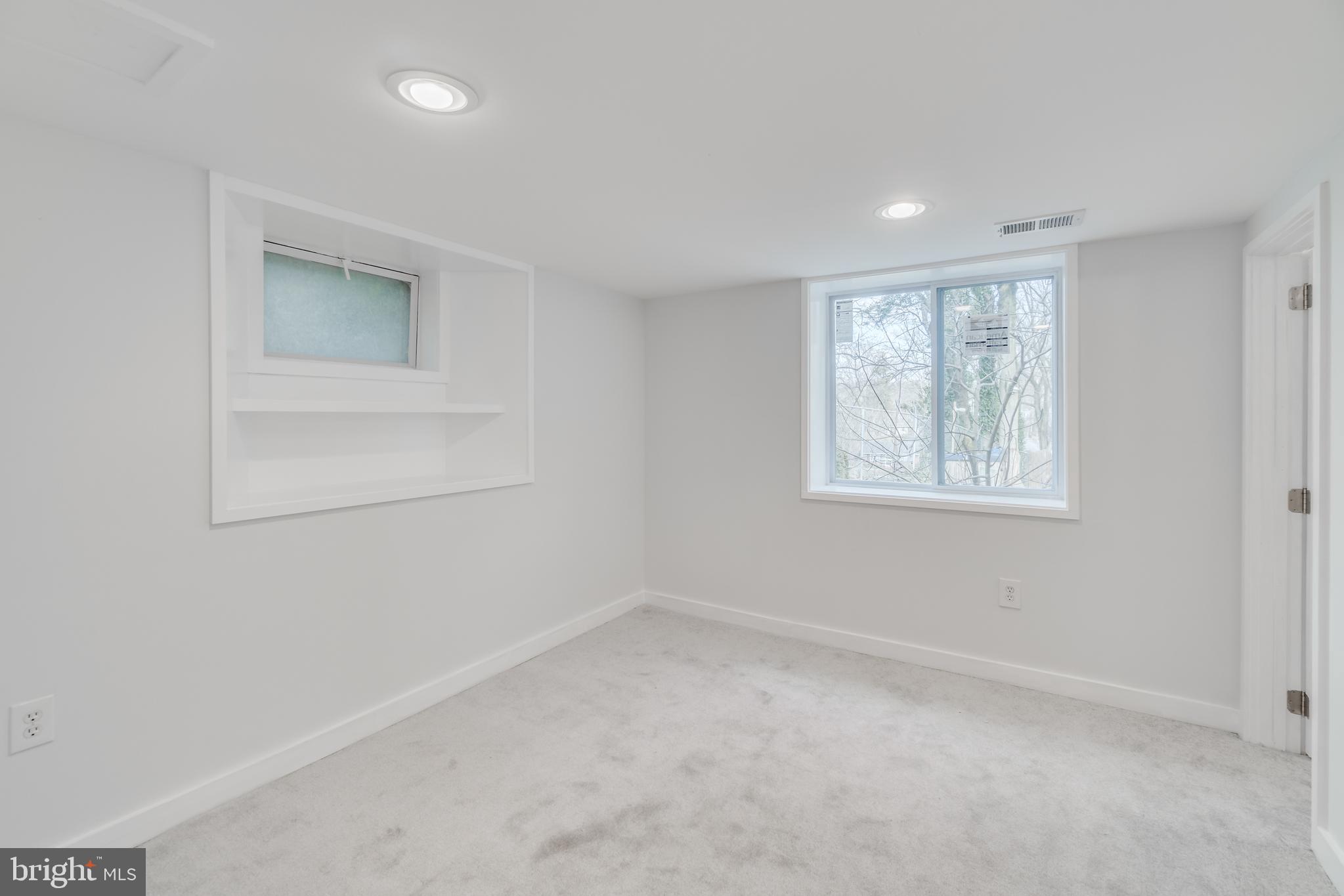 11619 Highview Avenue Silver Spring, MD 20902 - Photo 13 of 26 Gallery Image 13