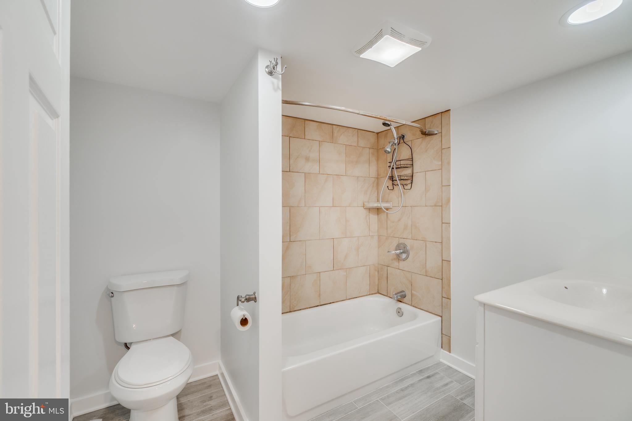 11619 Highview Avenue Silver Spring, MD 20902 - Photo 20 of 26 Gallery Image 20