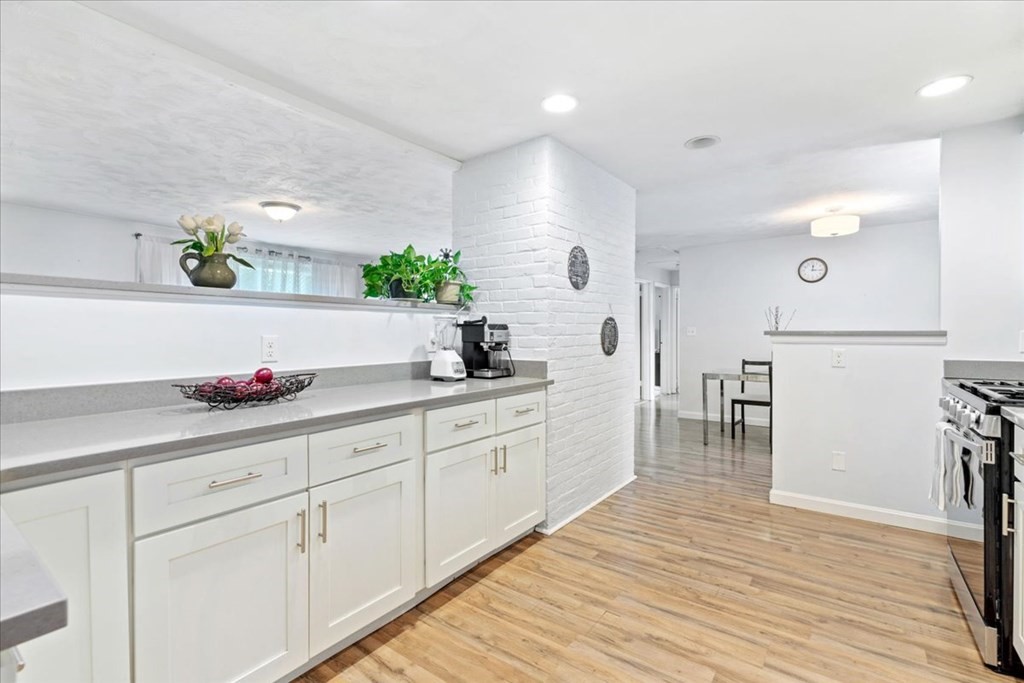4 White Road Holbrook, MA 02343 - Photo 10 of 29 Gallery Image 10