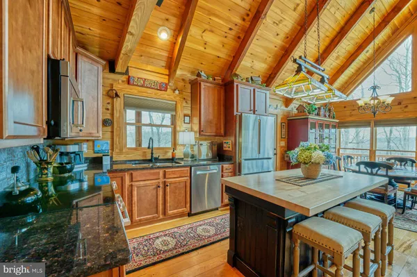 $975,000 | 84 Cardinal Lane, Boyce, VA 22620