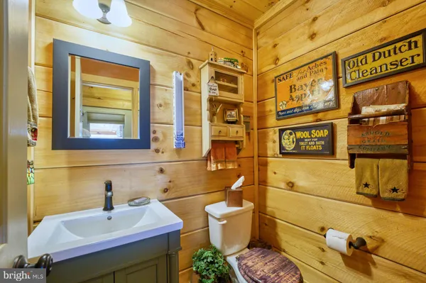 $975,000 | 84 Cardinal Lane, Boyce, VA 22620