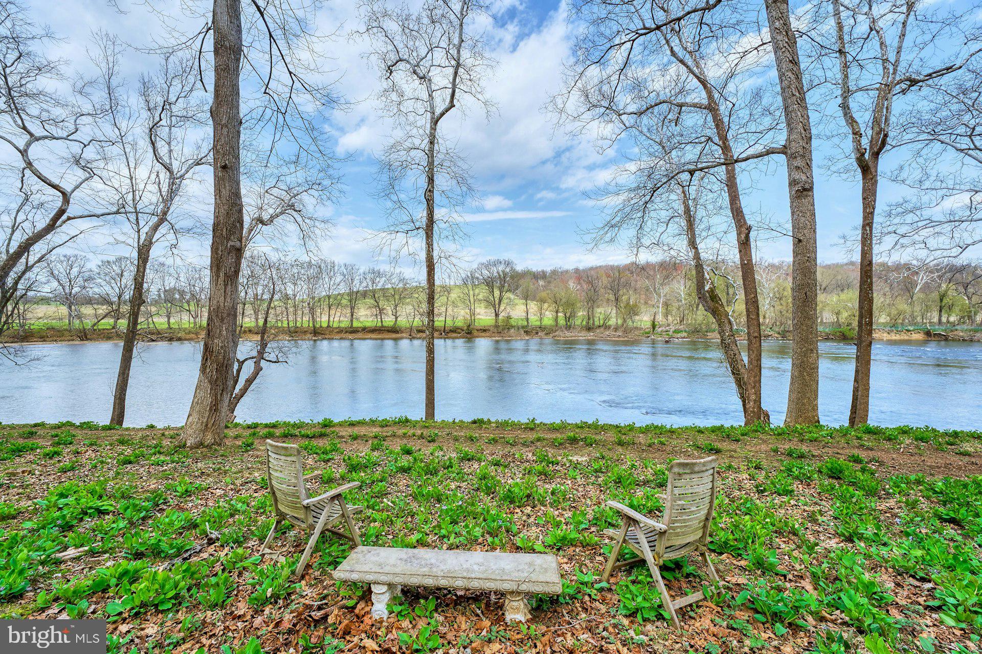 84 Cardinal Lane Boyce, VA 22620 - Photo 4 of 83 Over 700 feet of Shenandoah River frontage