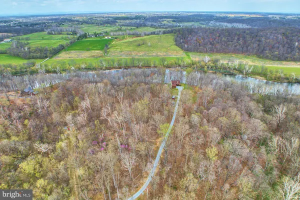 $975,000 | 84 Cardinal Lane, Boyce, VA 22620