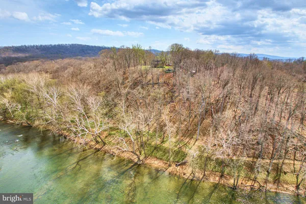 $975,000 | 84 Cardinal Lane, Boyce, VA 22620