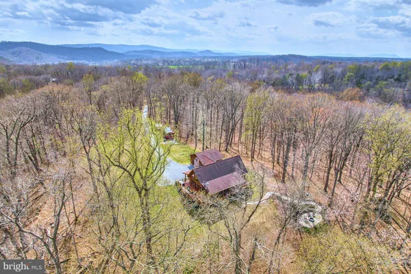 $975,000 | 84 Cardinal Lane, Boyce, VA 22620