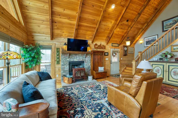 $975,000 | 84 Cardinal Lane, Boyce, VA 22620