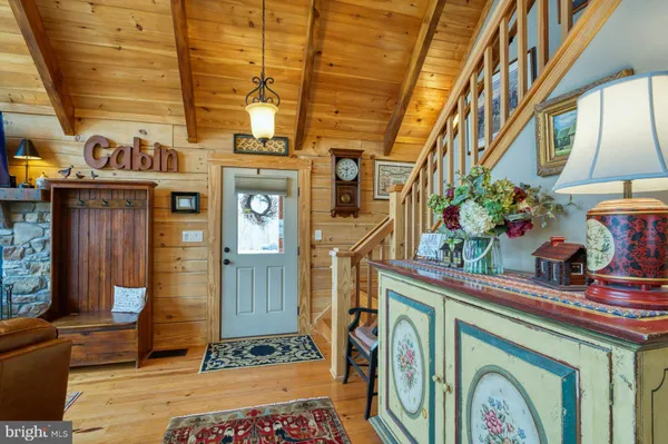 $975,000 | 84 Cardinal Lane, Boyce, VA 22620