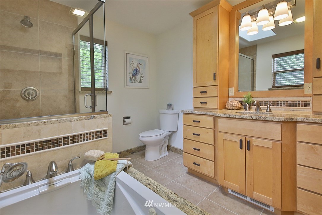 1180 East Bush Point Road Freeland, WA 98249 - Photo 22 of 40 Gallery Image 22